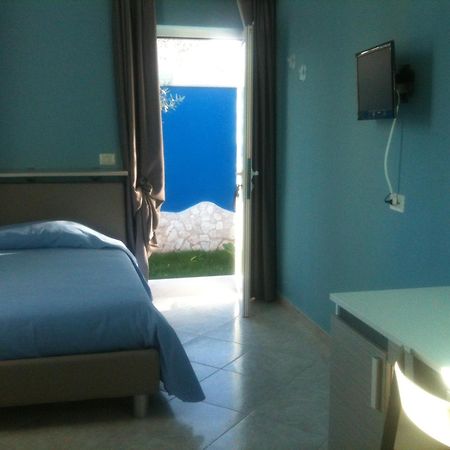 Bed And Breakfast Fly Барі Номер фото